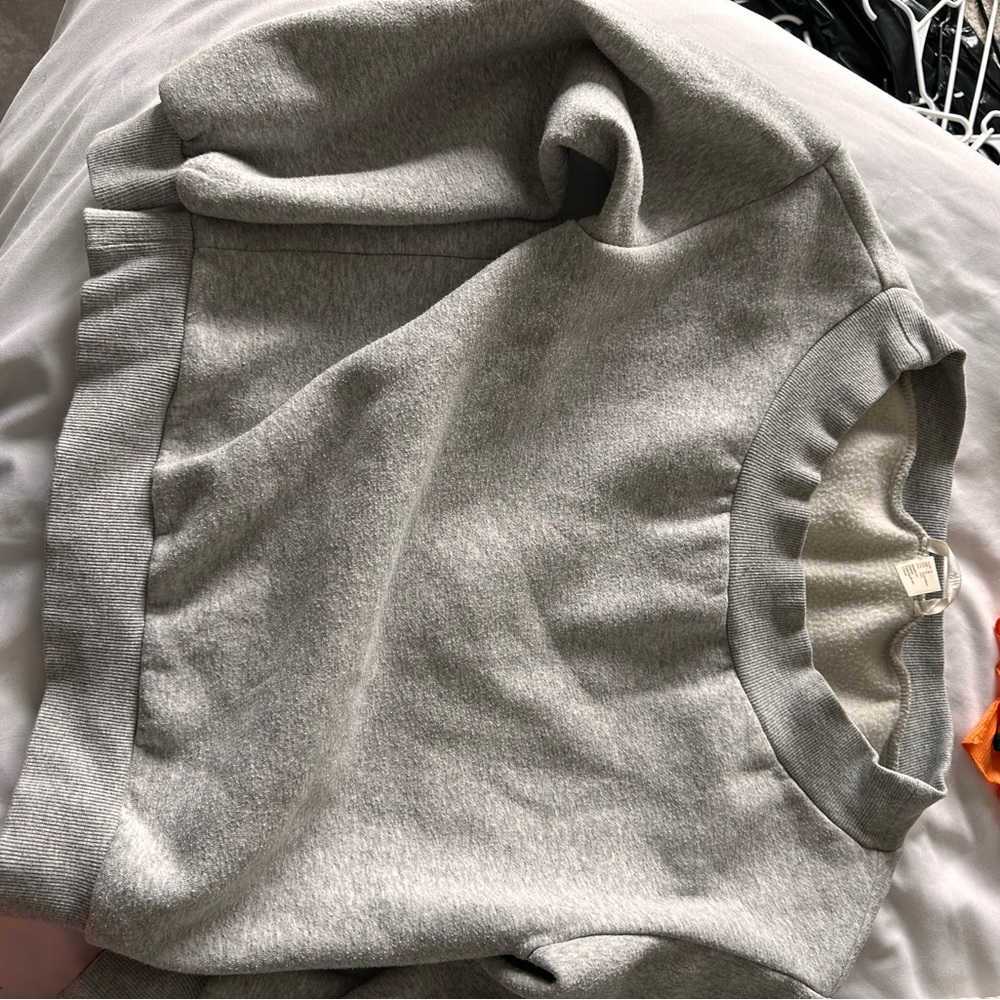 Off shoulder sweatshirt